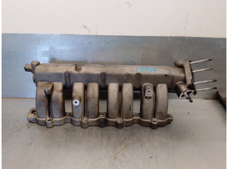 Recambio de colector admision para kia rio 1.4 crdi cat referencia OEM IAM 283102A720 283102A720 