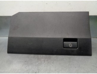 Recambio de guantera para toyota verso 2.0 d-4d cat referencia OEM IAM 555510F020 CESTA 5B
