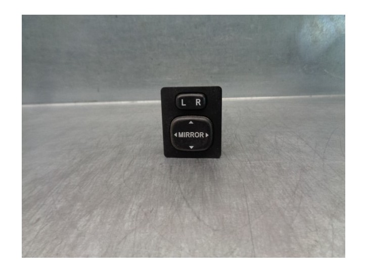 Recambio de mando retrovisor para toyota verso 2.0 d-4d cat referencia OEM IAM 769746E  