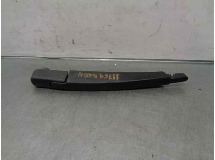 Recambio de brazo limpia trasero para renault clio grandtour 1.5 dci diesel cat referencia OEM IAM 7701066672  