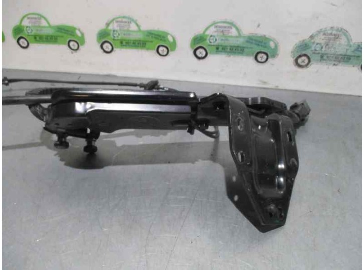 Replacement door hinge for Kia Carnival 2.9 CRDi CAT OEM IAM reference 916504D520 