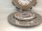 Recambio de kit embrague para kia stonic (yb) 1.0 t-gdi referencia OEM IAM 4130026550 4130026550 VALEO