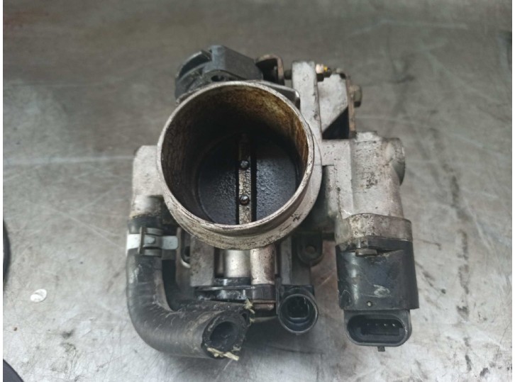 Recambio de caja mariposa para opel vectra b berlina 1.6 16v referencia OEM IAM 19701B0041  