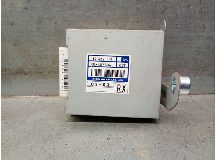 Recambio de centralita cambio automatico para chevrolet captiva (c100, c140) 2.0 d 4wd referencia OEM IAM 96625112  