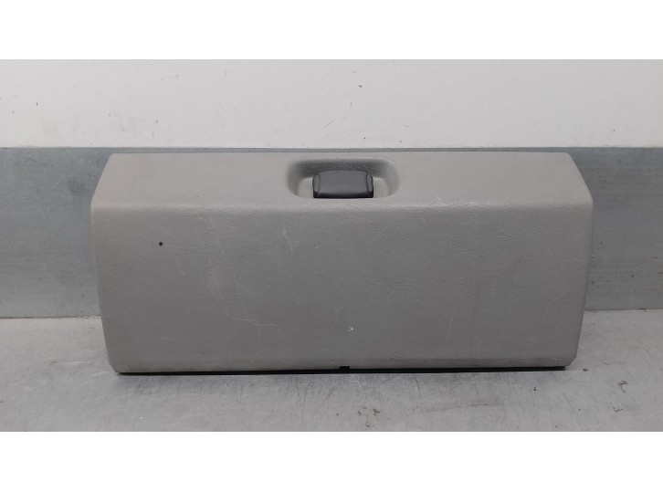 Recambio de guantera para opel vivaro 1.9 cdti cat (f9q-760 / l08) referencia OEM IAM 4431963 TAPA GUANTERA