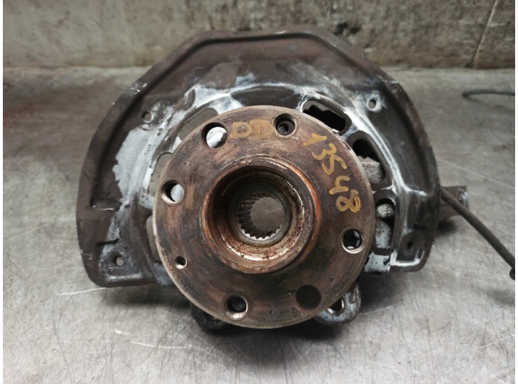 Recambio de mangueta delantera derecha para opel vectra b berlina 1.6 16v referencia OEM IAM 90458578  