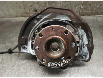 Replacement front left steering knuckle for Opel Vectra B Saloon 1.6 16V OEM IAM reference 90468577 