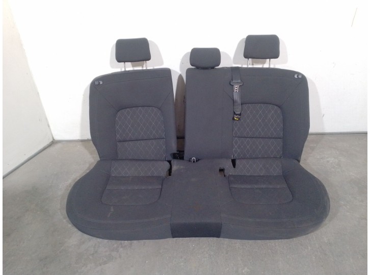 Recambio de asientos traseros para kia rio iii (ub) 1.25 cvvt referencia OEM IAM 893001W660BGB 893001W660BGB 