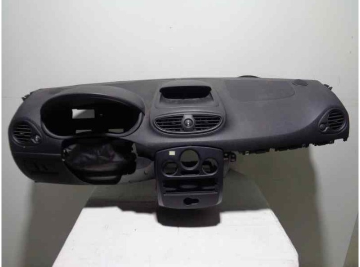 Recambio de salpicadero para renault clio grandtour 1.5 dci diesel cat referencia OEM IAM NEGRO 