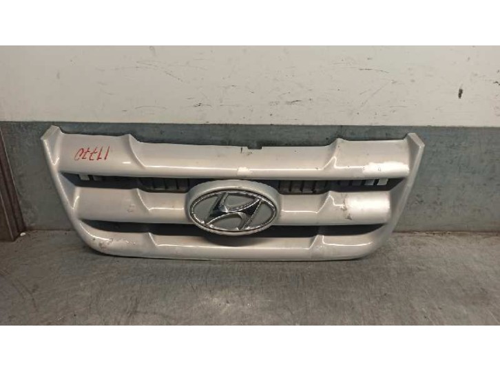 Replacement front grille for Hyundai Matrix (FC) 1.8 CAT OEM IAM reference 8636117010 