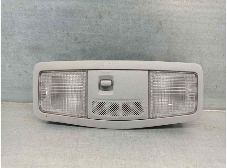 Recambio de luz interior para mitsubishi outlander (cw0) 2.0 di-d cat referencia OEM IAM 8401A009ZZ  