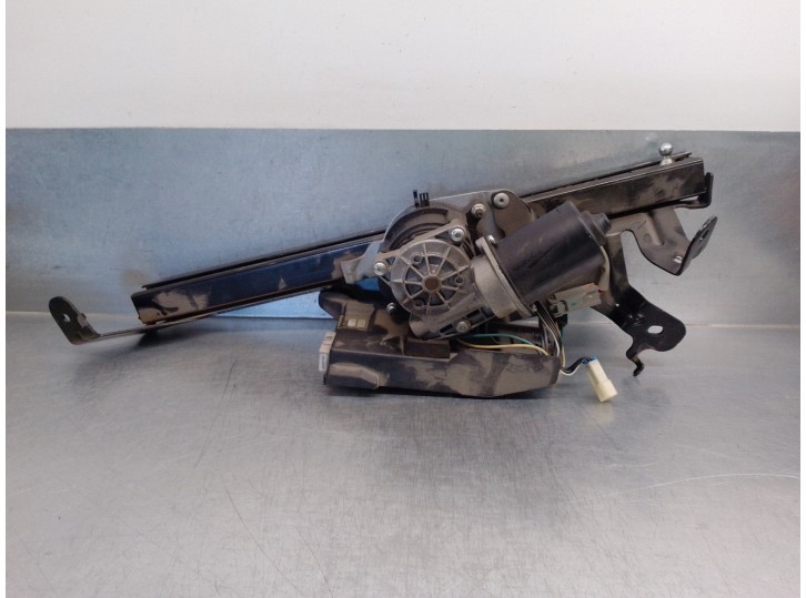 Recambio de motor cierre centralizado porton para kia carnival 2.9 crdi cat referencia OEM IAM 817704D101 817714D100 5 PUERTAS