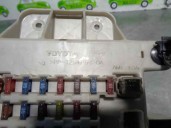 Replacement relay / fuse box for Toyota RAV 4 (A2) 2.0 turbodiesel CAT OEM IAM reference 819805003 