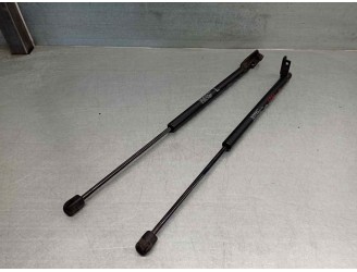 Replacement trunk / tailgate gas struts for Mitsubishi Outlander (CW0) 2.0 DI-D CAT OEM IAM reference 5802A008 