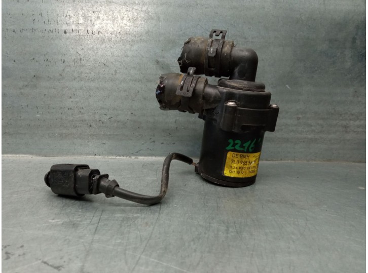 Recambio de bomba agua para audi q7 (4lb) 3.0 tdi quattro referencia OEM IAM 7L0965561H  