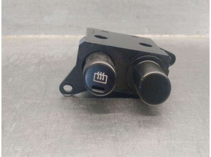 Recambio de interruptor para mazda mx-3 (ec) 1.6 16v cat referencia OEM IAM 7B12  