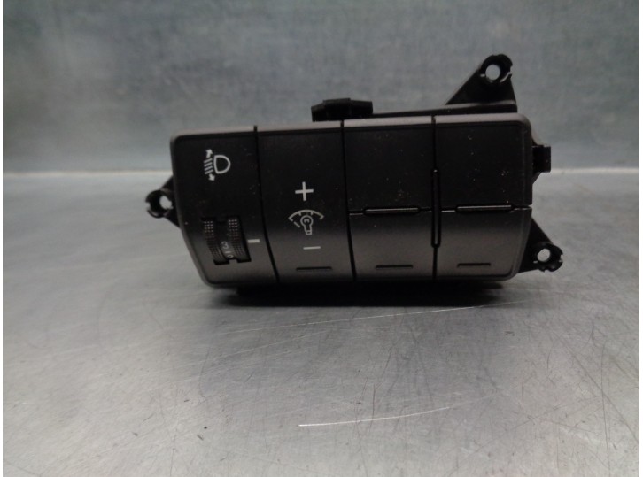 Recambio de mando luces salpicadero para hyundai i30 (gd) 1.4 crdi cat referencia OEM IAM 93310A6100RY  
