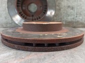 Replacement front brake disc for Mazda 323 sedan F/S (BJ) 1.6 F Active OEM IAM reference BJ1Y3325X 