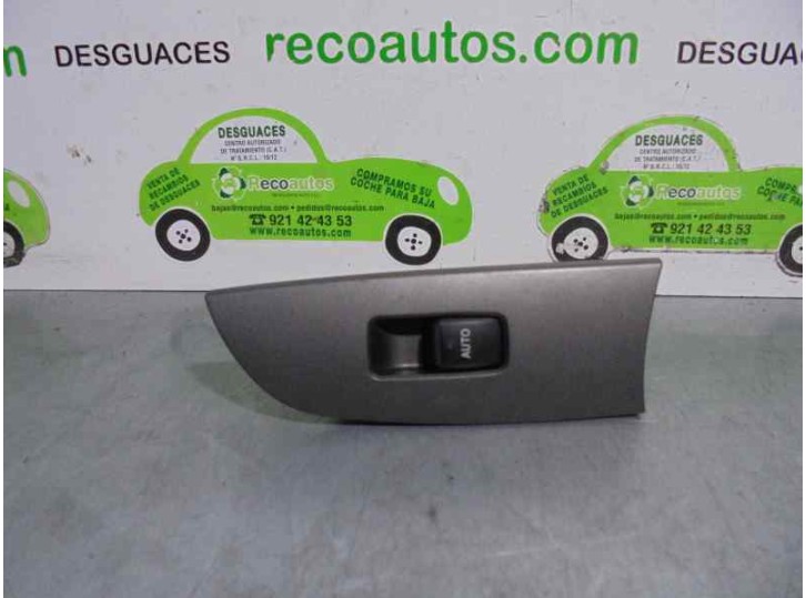 Recambio de mando elevalunas trasero izquierdo para lexus is 200 (ds2/is2) d-cat referencia OEM IAM 8403053020 