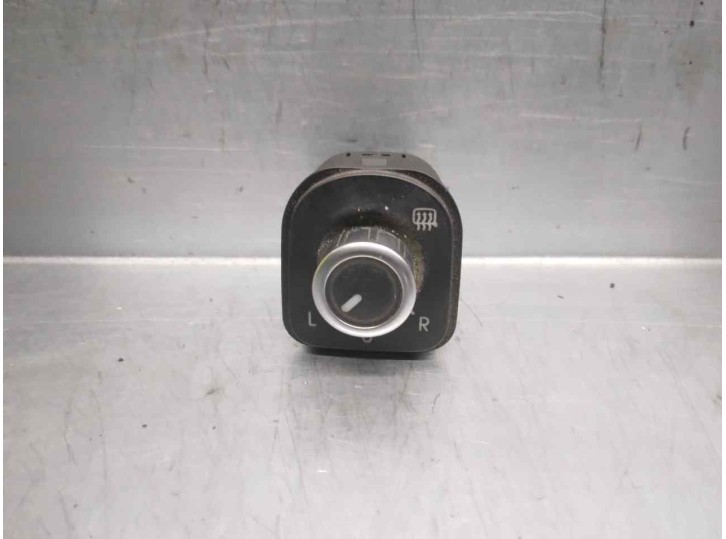 Recambio de mando retrovisor para volkswagen golf vi (5k1) 2.0 tdi referencia OEM IAM 5K1959565 