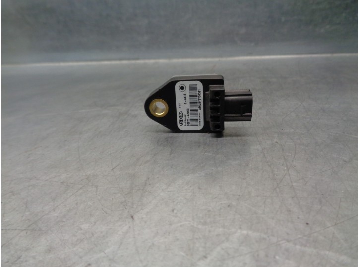 Recambio de sensor impacto para hyundai i30 (gd) 1.4 crdi cat referencia OEM IAM 95920A6000 