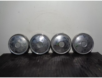 Recambio de tapacubos para » otros... 3.9t 17s 120 m-bus vespino 130e referencia OEM IAM  SEAT 127 R13
