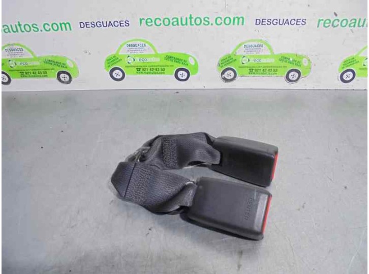 Recambio de enganche cinturon para lexus is 200 (ds2/is2) d-cat referencia OEM IAM 7323053130A0  