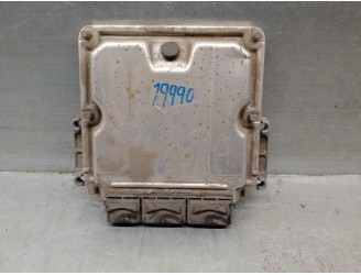 Recambio de centralita motor uce para renault laguna ii (bg0) 1.9 dci diesel referencia OEM IAM 8200163528 0281011101 BOSCH