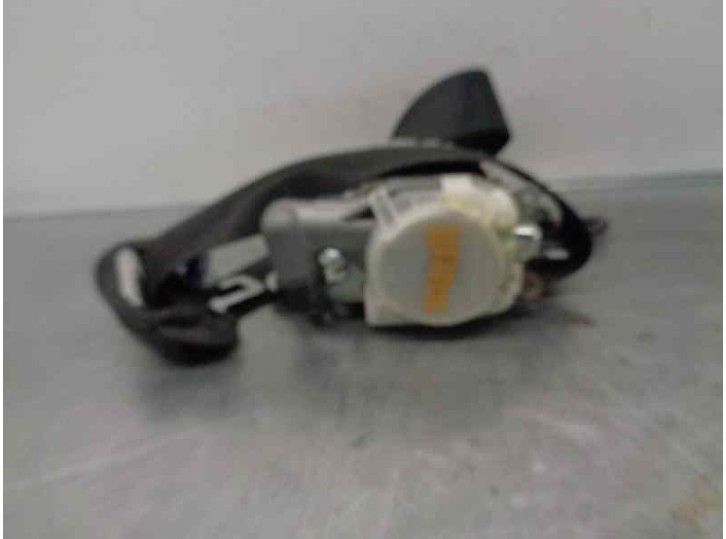 Recambio de cinturon seguridad delantero izquierdo para hyundai i20 i (pb, pbt) 1.4 crdi referencia OEM IAM 5 PUERTAS