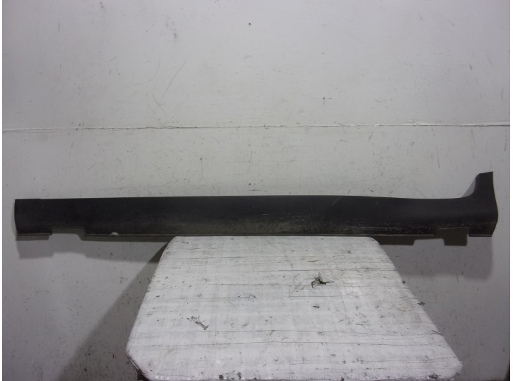 Recambio de faldon lateral para kia stonic (yb) 1.0 t-gdi referencia OEM IAM 87753H8400 NEGRO TEXTURADO IZQUIERDO