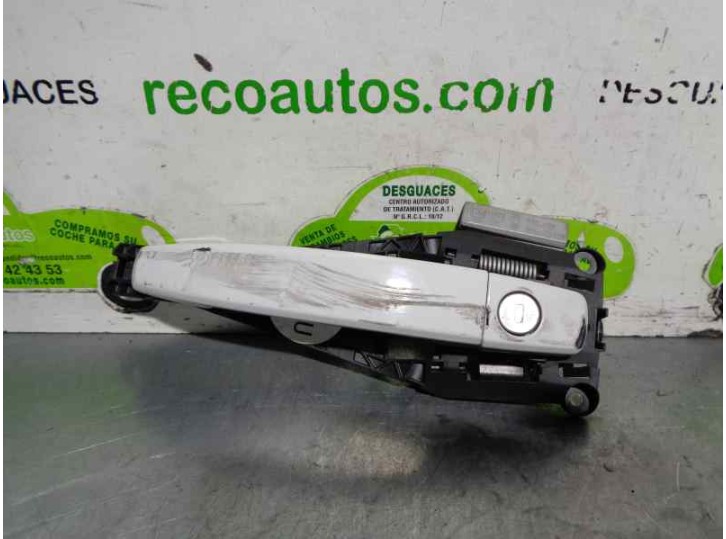 Recambio de maneta exterior delantera izquierda para chevrolet aveo sedán 1.4 cat referencia OEM IAM 138616  