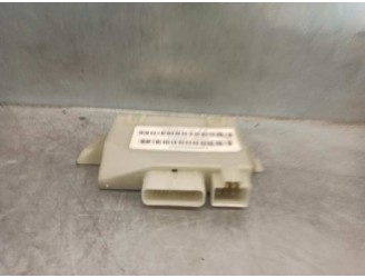 Recambio de centralita cierre para chrysler voyager (rg) 2.5 crd cat referencia OEM IAM 