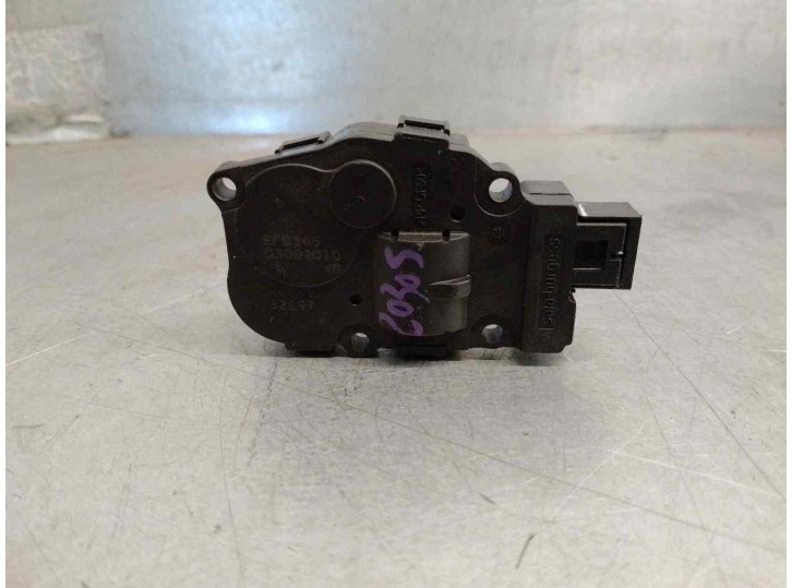 Recambio de motor apertura trampillas climatizador para porsche cayenne (typ 92aa) 3.0 v6 tdi cat referencia OEM IAM 410475520 