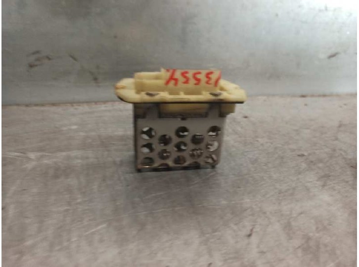 Replacement heater resistor for Chrysler Voyager (RG) 2.5 CRD cat OEM IAM reference F884028A 
