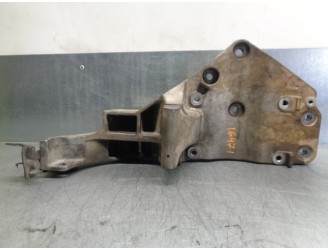 Recambio de soporte alternador para nissan pathfinder (r51) 2.5 dci diesel cat referencia OEM IAM 11910EB300  