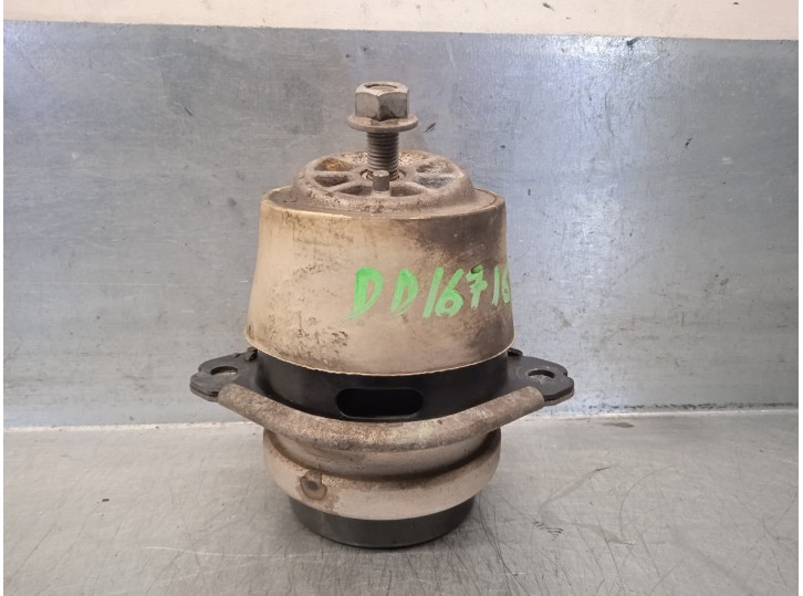 Recambio de soporte motor para audi q7 (4l) 3.0 v6 24v tdi referencia OEM IAM 7L8199131A 