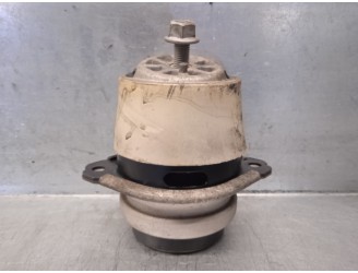 Recambio de soporte motor para audi q7 (4l) 3.0 v6 24v tdi referencia OEM IAM 7L8199131A  