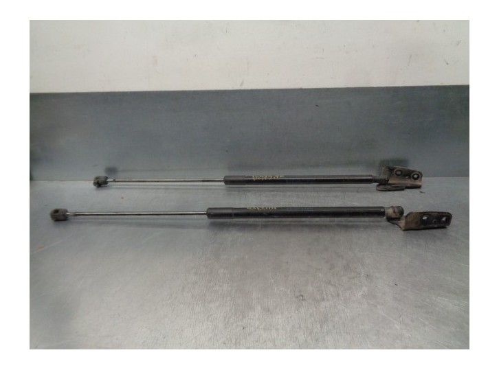 Recambio de amortiguadores maletero / porton para ford focus lim. (cb8) 1.0 ecoboost cat referencia OEM IAM BM51A406A10AE 