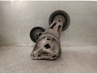 Recambio de tensor correa auxiliar para ford focus berlina (cap) 1.8 tdci turbodiesel cat referencia OEM IAM 4M5Q6A228ED 4M5Q6A2