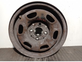 Recambio de llanta para volkswagen polo (867/871/873) 1.3 referencia OEM IAM 321601025J/M R1351/2JX13H2ET38 HIERRO