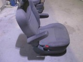 Recambio de asientos trasero izquierdo para ssangyong rodius 2.7 turbodiesel cat referencia OEM IAM 7501121002EAJ TELA GRIS 5 PU