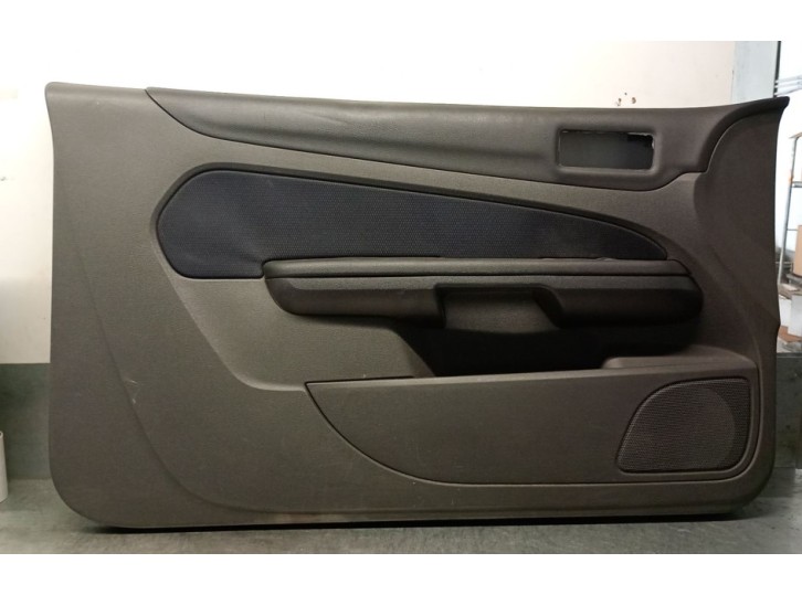 Recambio de guarnecido puerta delantera izquierda para ford focus berlina (cap) 2.0 tdci cat referencia OEM IAM AM51B23943MF1D32