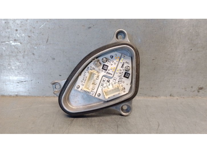Recambio de centralita faros xenon para seat leon (5f1) 1.5 tgi referencia OEM IAM B102233D 27032019 VALEO