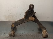 Replacement front right lower suspension arm for Chrysler Jeep Cherokee (KJ) 2.8 CRD cat OEM IAM reference 52088772