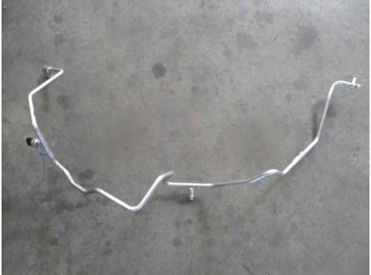 Recambio de tubos aire acondicionado para dacia duster ii 1.6 sce cat referencia OEM IAM 924404272R  