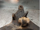 Replacement front right lower suspension arm for Chrysler Jeep Cherokee (KJ) 2.8 CRD CAT OEM IAM reference 52088772