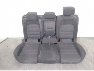 Recambio de asientos traseros para volkswagen golf vii lim. (bq1) r bmt/start-stopp 4motion referencia OEM IAM 82131SEAE21ZA ASI