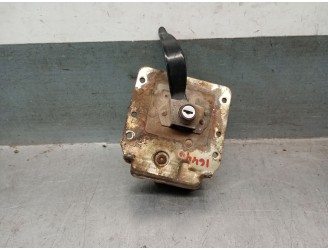 Replacement front right door lock for Land Rover Santana 109 OEM IAM reference E74 