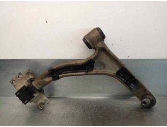 Recambio de brazo suspension inferior delantero derecho para mercedes-benz clase gla (w156) 2.1 cdi cat referencia OEM IAM A1563