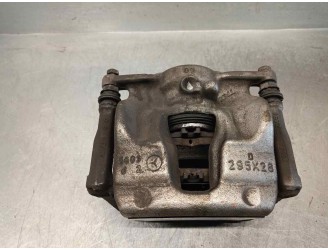Recambio de pinza freno delantera izquierda para mercedes-benz clase gla (w156) 2.1 cdi cat referencia OEM IAM A0004217381  TRW